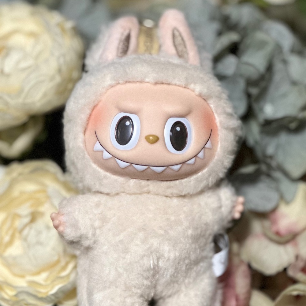 LABUBU - THE MONSTERS - Exciting Macaron - Soymilk